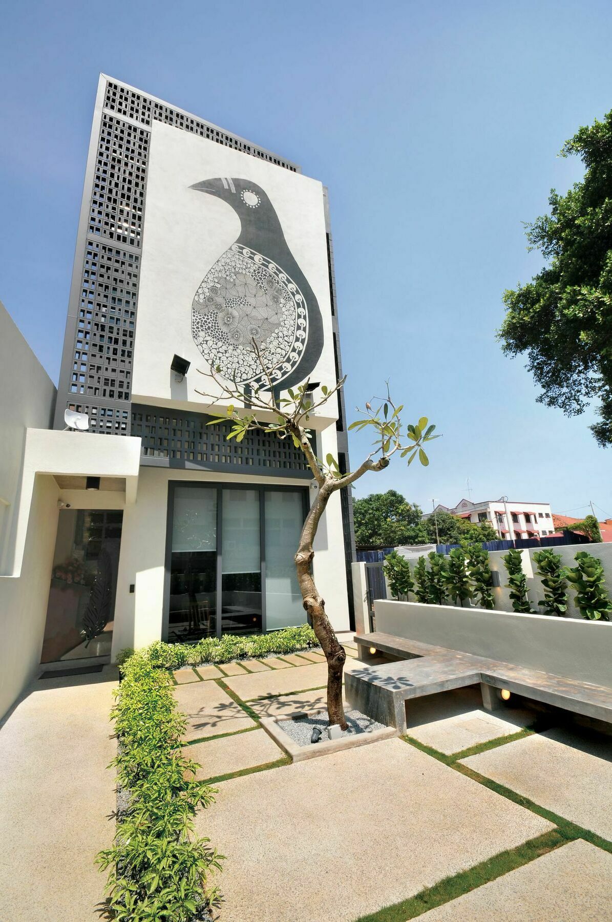 Homestay The Nest House *