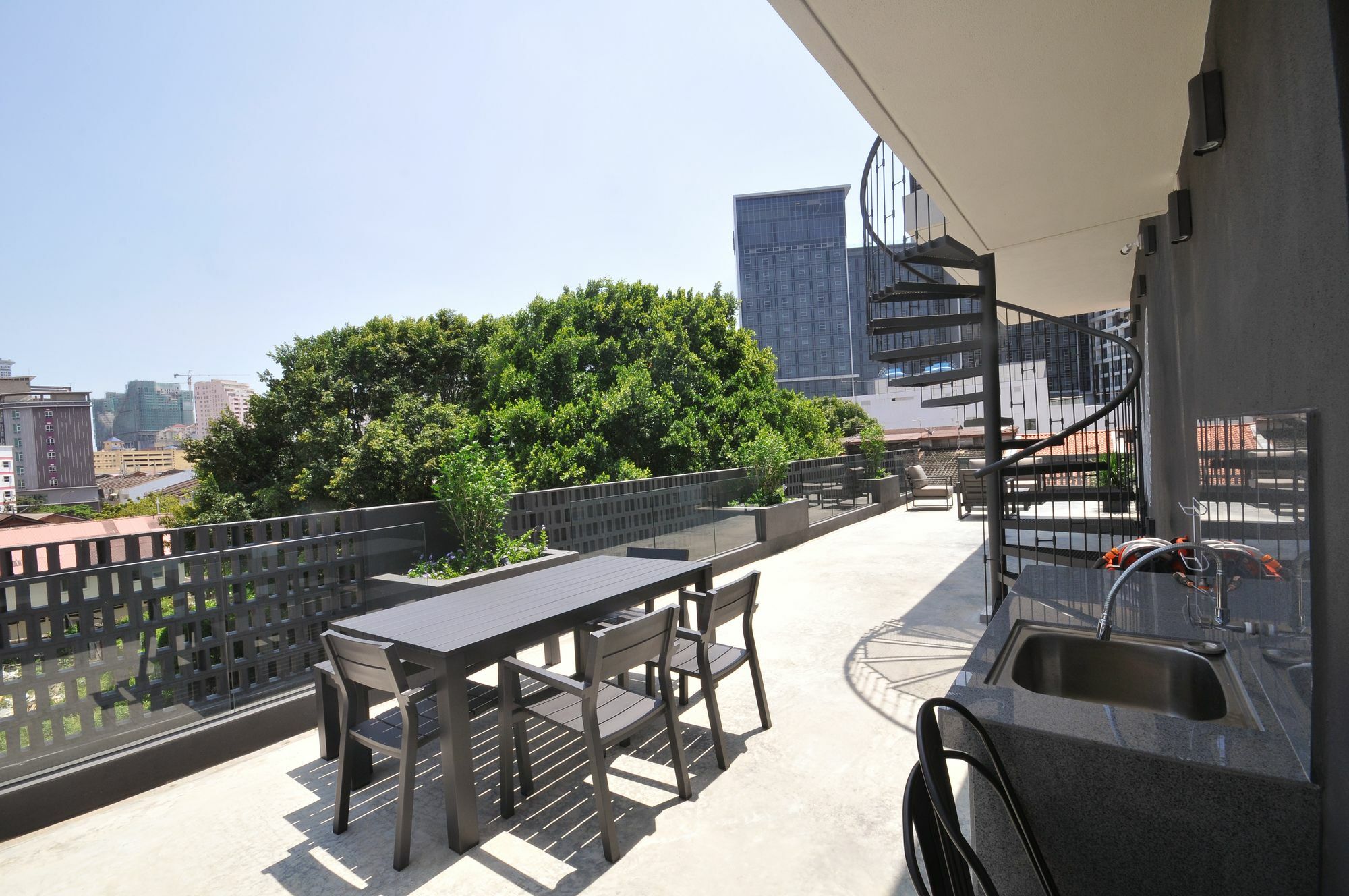 The Nest House Homestay